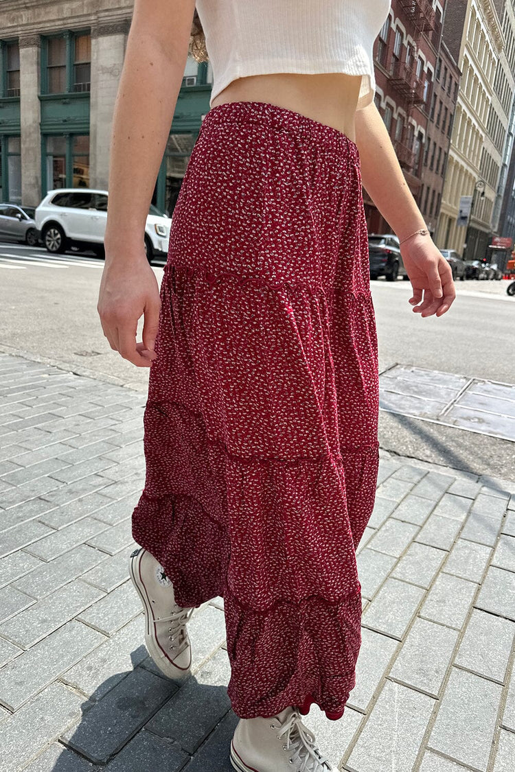 Izzy Floral Skirt | Red With White And Blue Floral Print / S