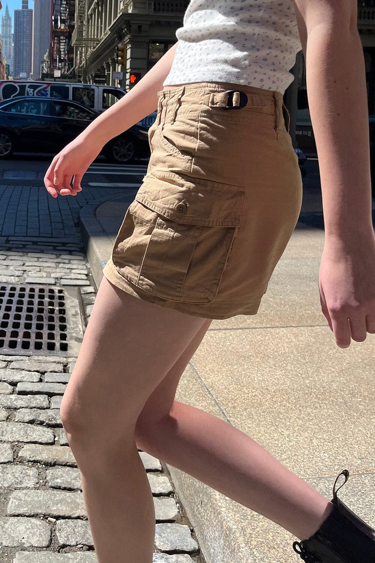 Beverly Cargo Buckle Mini Skirt | Sand / XS/S