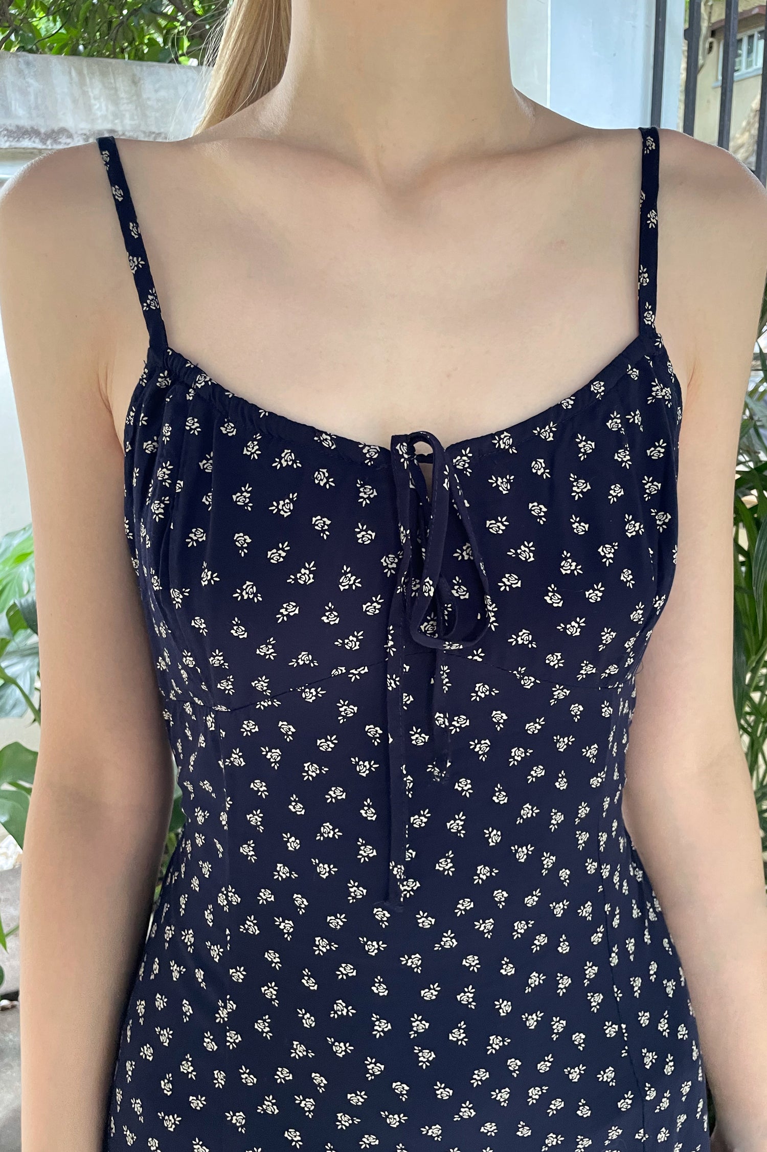 faded-navy-with-white-floral / S