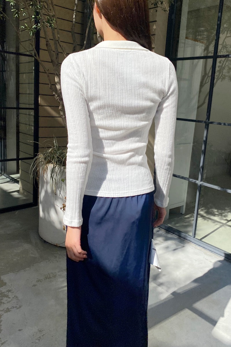 White / S