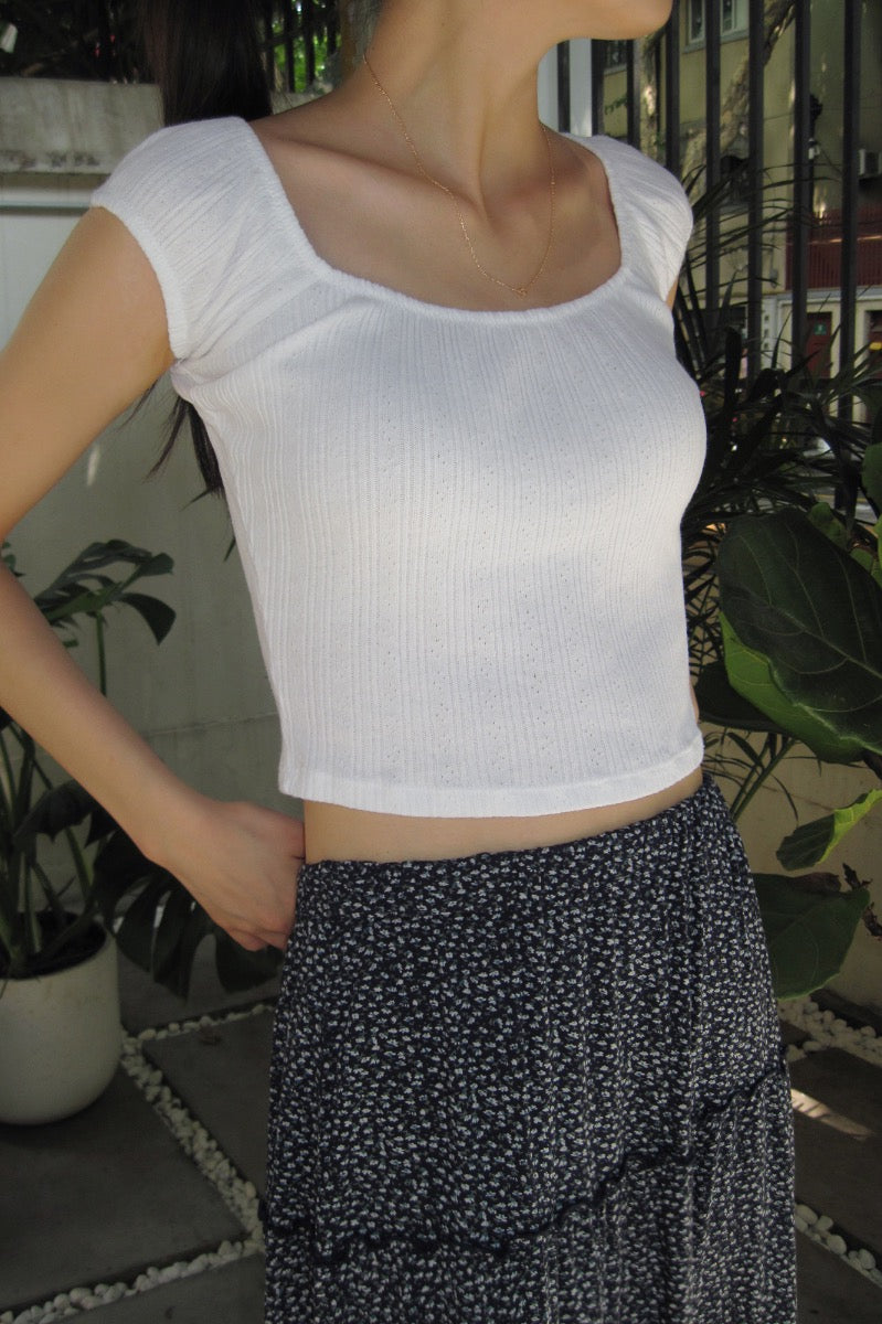 White / Cropped Top