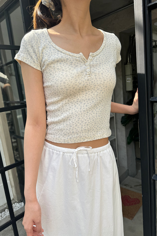 Zelly Floral Eyelet Top | White with Blue and Green Floral / XS/S
